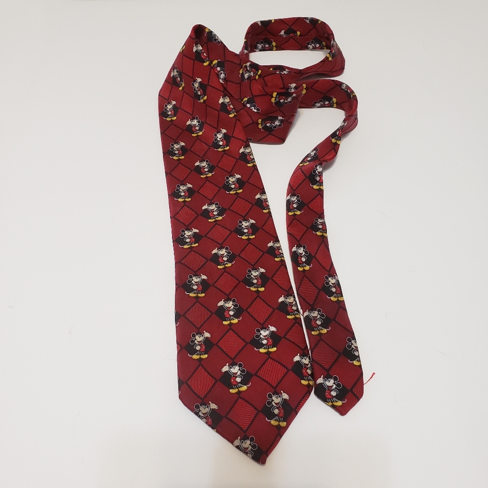 VINTAGE MICKEY MOUSE All Silk Red Tie